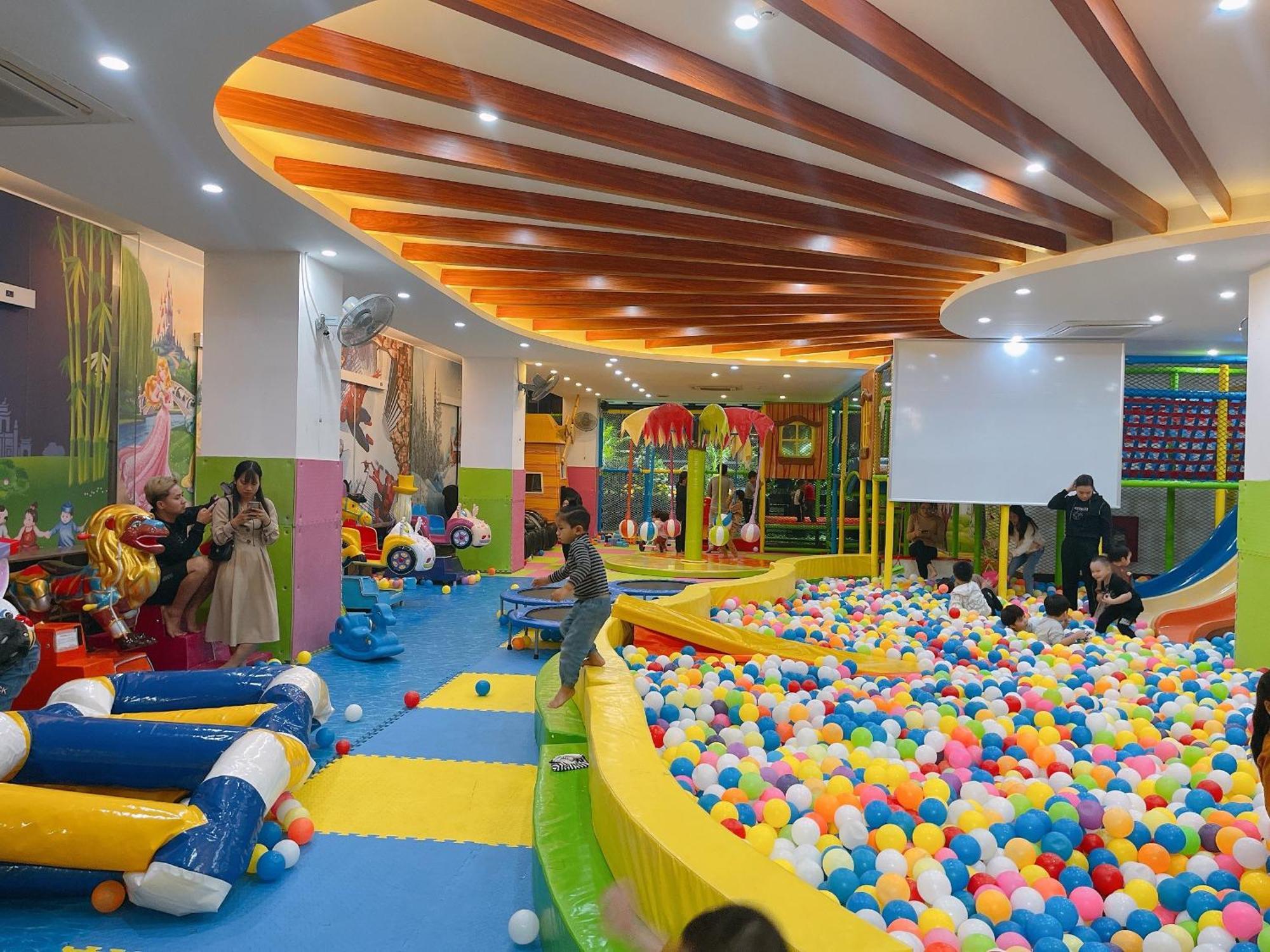 Binh An Nhien Hotel Duong Thanh Екстериор снимка