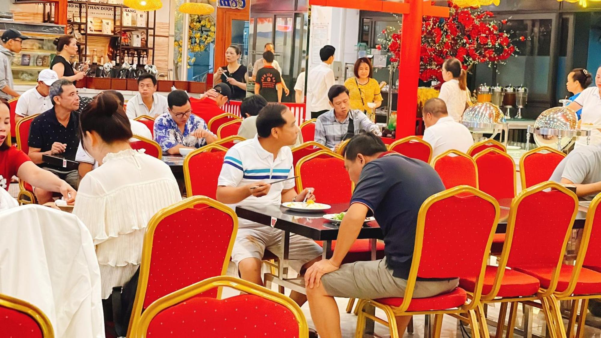 Binh An Nhien Hotel Duong Thanh Екстериор снимка